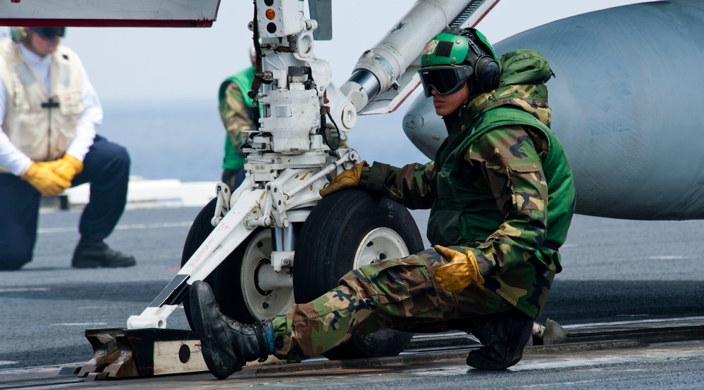 USS John C. Stennis flight deck operations