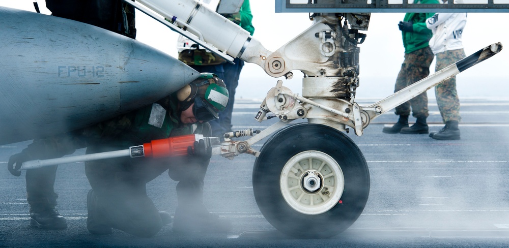 USS John C. Stennis flight deck operations