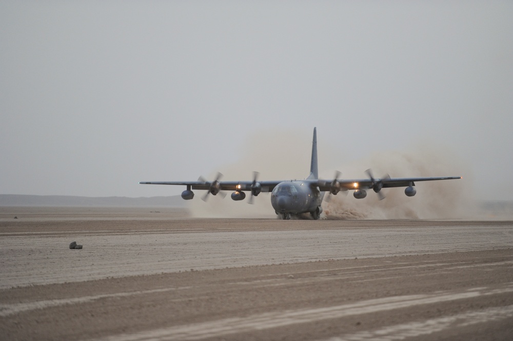 HC-130 Hercules touches down