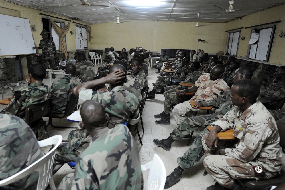 Training Djiboutian army soldiers