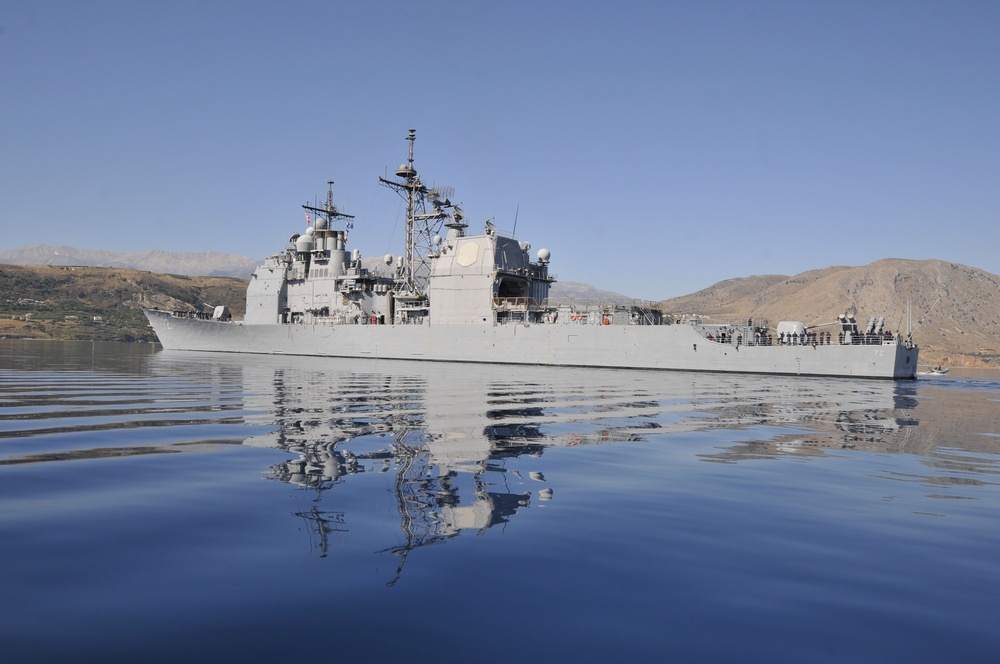 USS Vella Gulf visits Greece