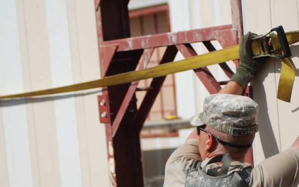 Missouri soldiers work to use all building materials in Honduras