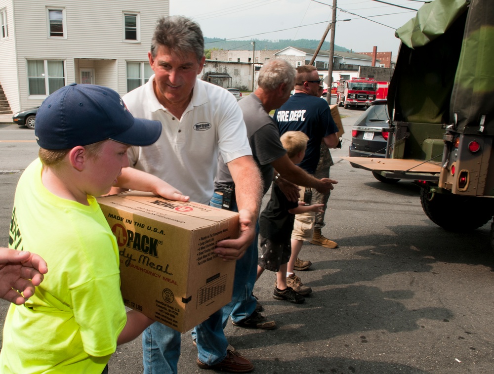 Army National Guard deivers water to Greenbrier County