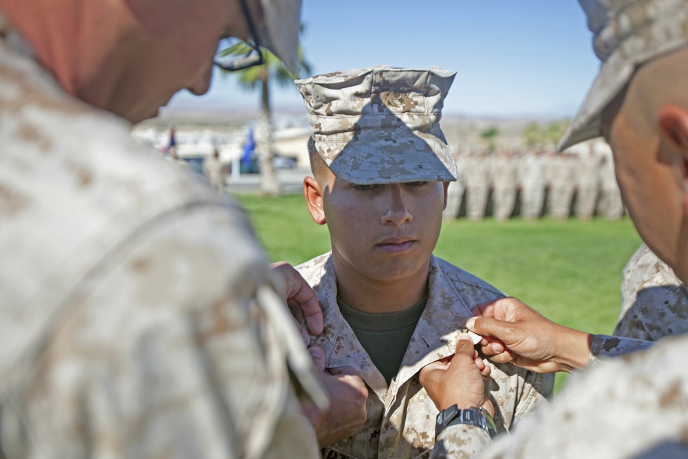 Marines to be promoted, Center March!