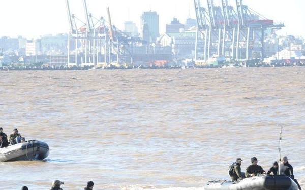 SOCSOUTH and Uruguayan build bonds through training exchange