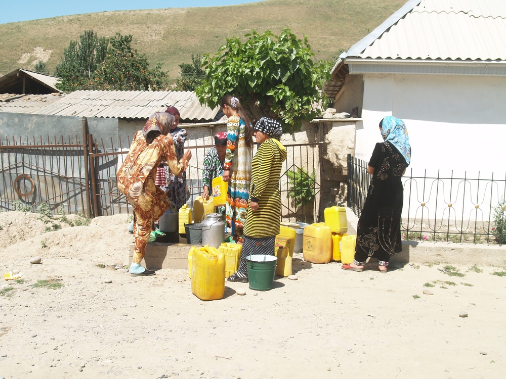 SOCCENT Civil Affairs provides clean water in Tajikistan