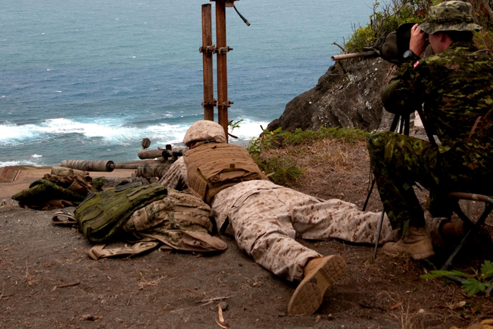 Australian, Canadian, U.S. troops conduct sniper training during RIMPAC 2012