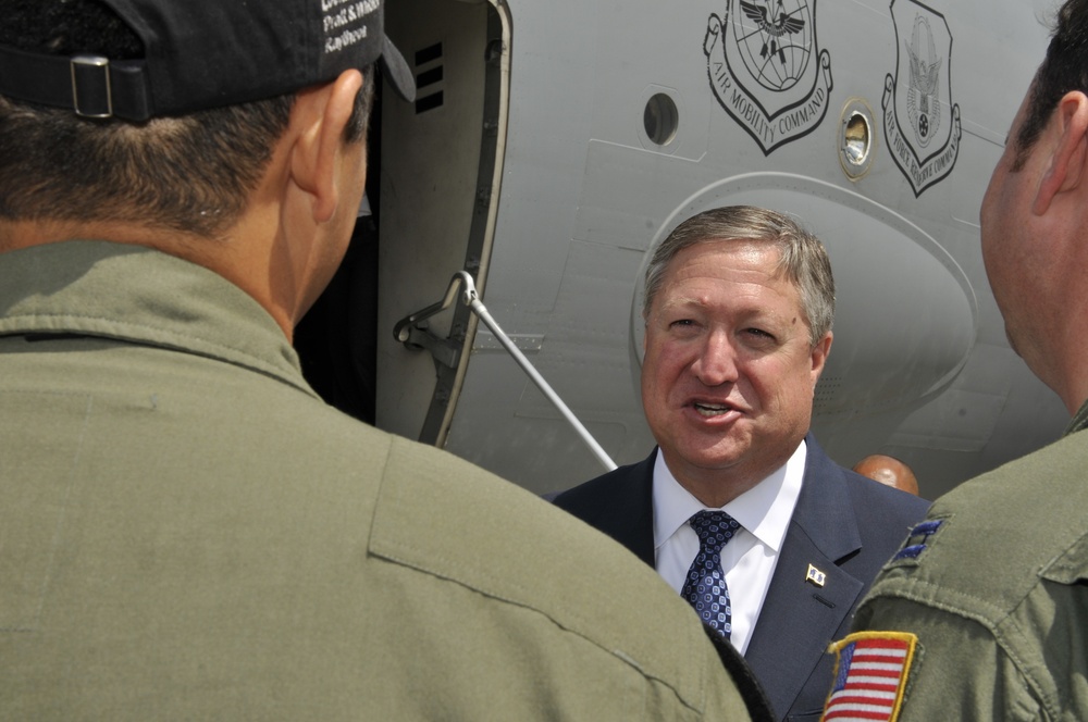 SecAF visits Farnborough 2012