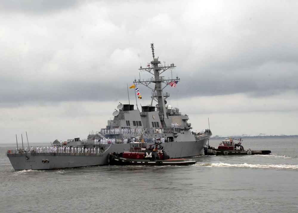 USS Laboon departs Norfolk