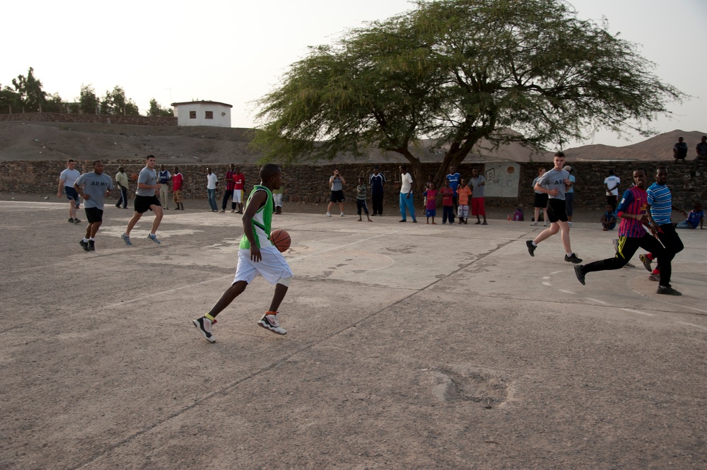 Basketball unites Djiboutian, US people