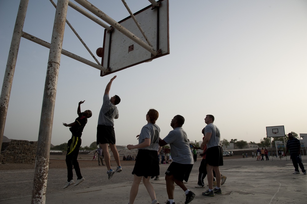 Basketball unites Djiboutian, US people