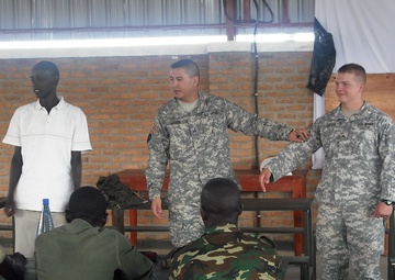 US Army, BNDF mentor Burundi soldiers