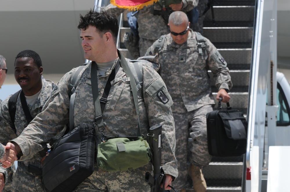 Greeting the returning troops