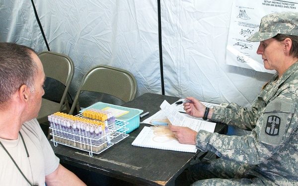 987th BSD hosts WAREX first blood drive