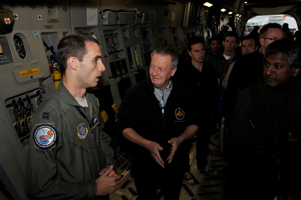 Farnborough 2012/14 July
