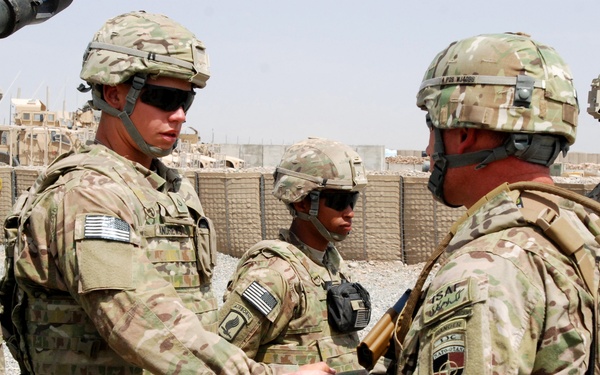 TF King fires for visiting IJC Command Sgt. Maj. at FOB Shank