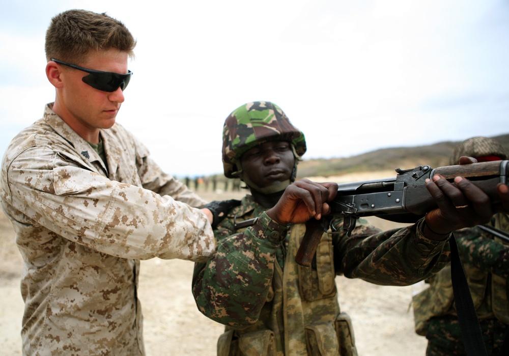 DVIDS - News - Marines and West Africans Train to Fight Together