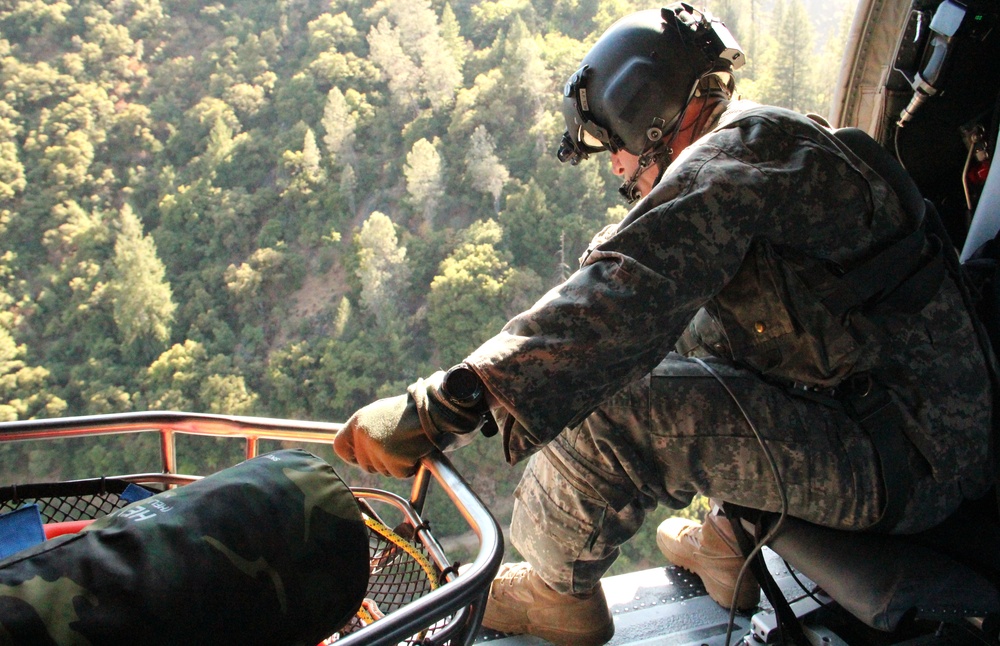 US Army MEDEVAC searches for location of an injured civilian in Placer County