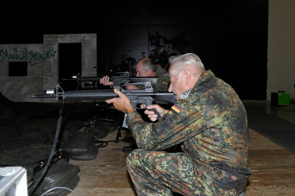 German army reservists from Central Franconia conducted weapons qualification