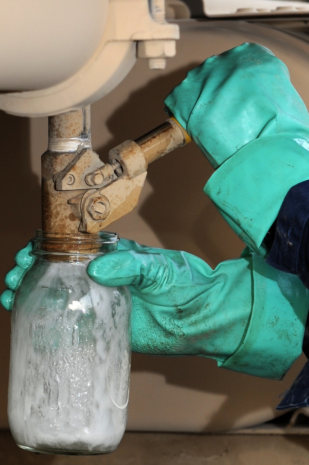 POL flight fuels fight