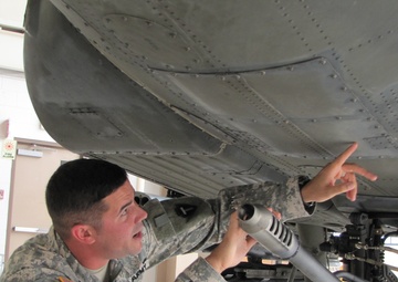 Army 'retires' last A model Apache