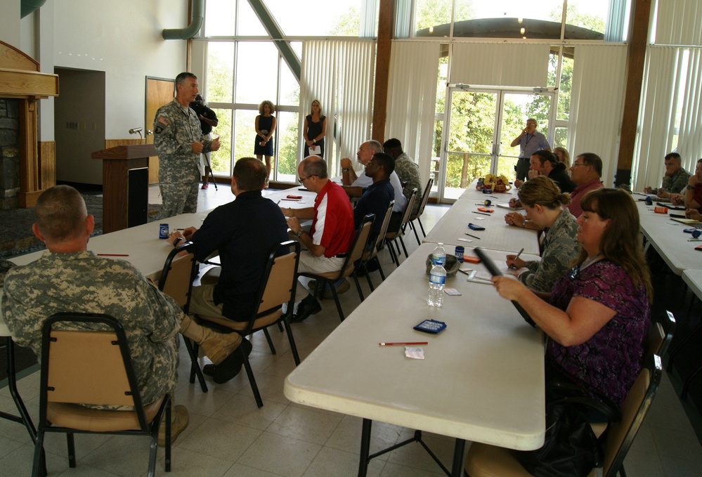 Federal agencies meet to discuss Operation Warfighter