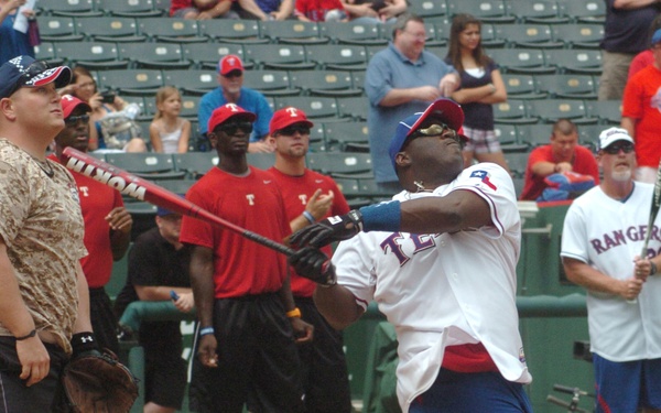 Texas Rangers treat wounded warriors to ‘home plate’ dream come true