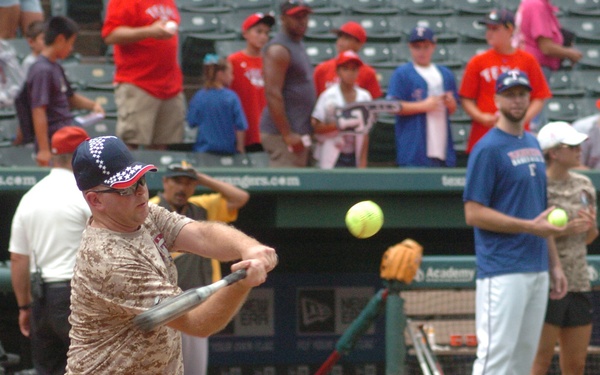 Texas Rangers treat wounded warriors to ‘home plate’ dream come true
