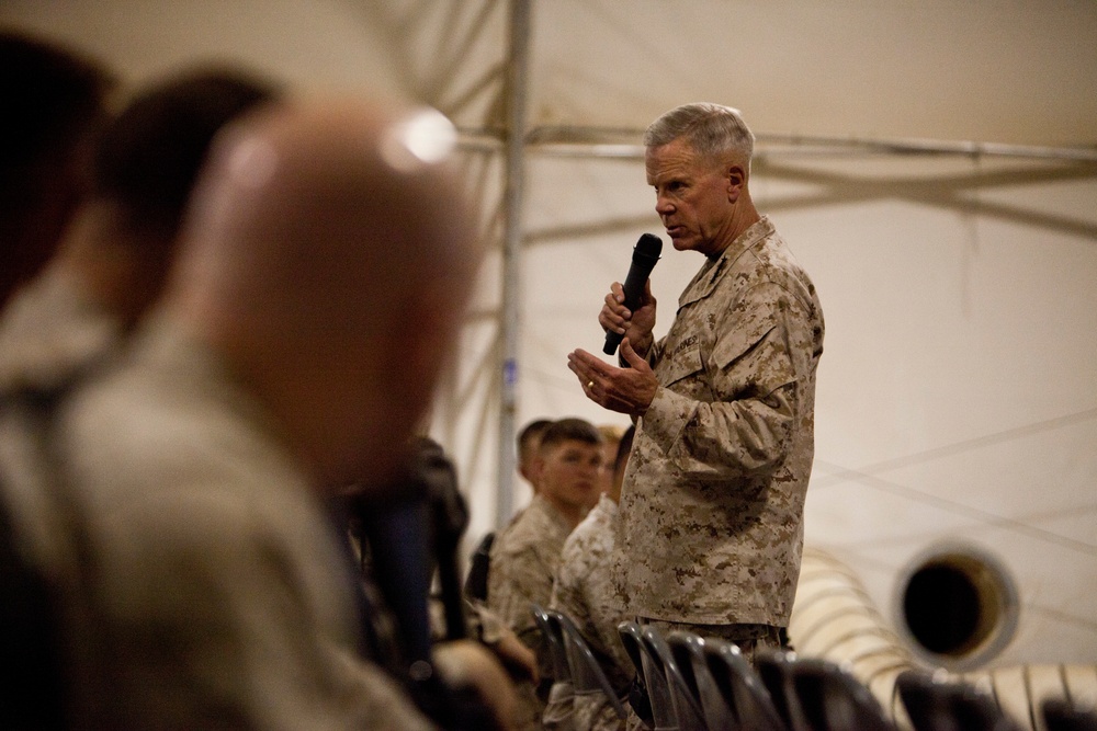 Commandant and Sergeant Major of the Marine Corps visit Camp Leatherneck