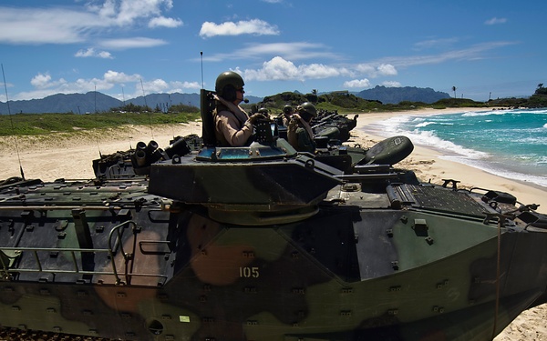 U.S. Marine Corps AAVs depart for RIMPAC 2012
