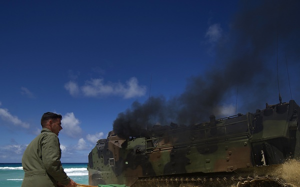 U.S. Marine Corps AAVs depart for RIMPAC 2012