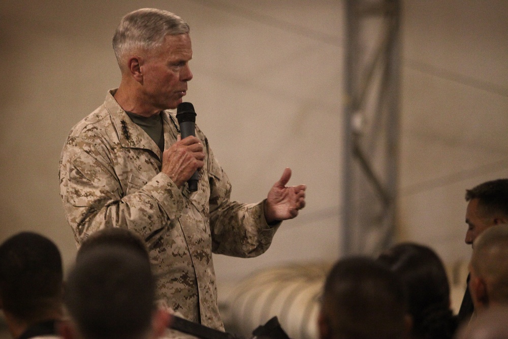 Commandant and Sergeant Major of the Marine Corps visit Camp Leatherneck