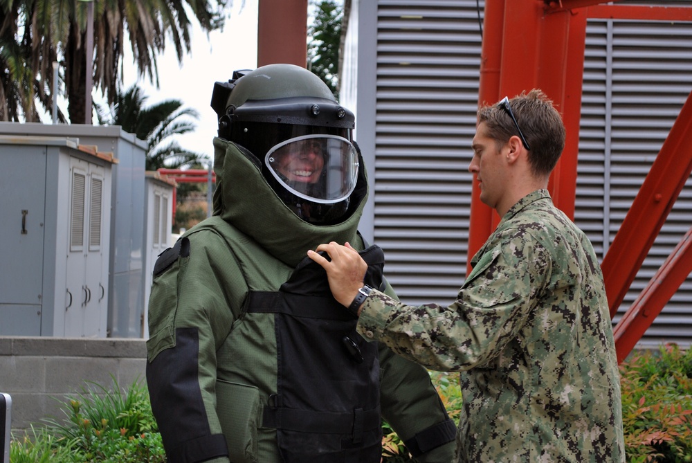 News anchor wears EOD bomb suit