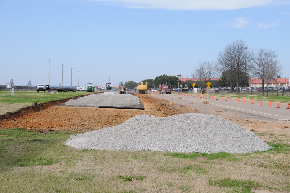 Construction near Kelly Street gate