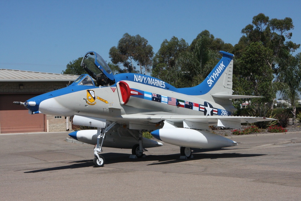 Last A-4 restored for Flying Leatherneck Aviation Museum