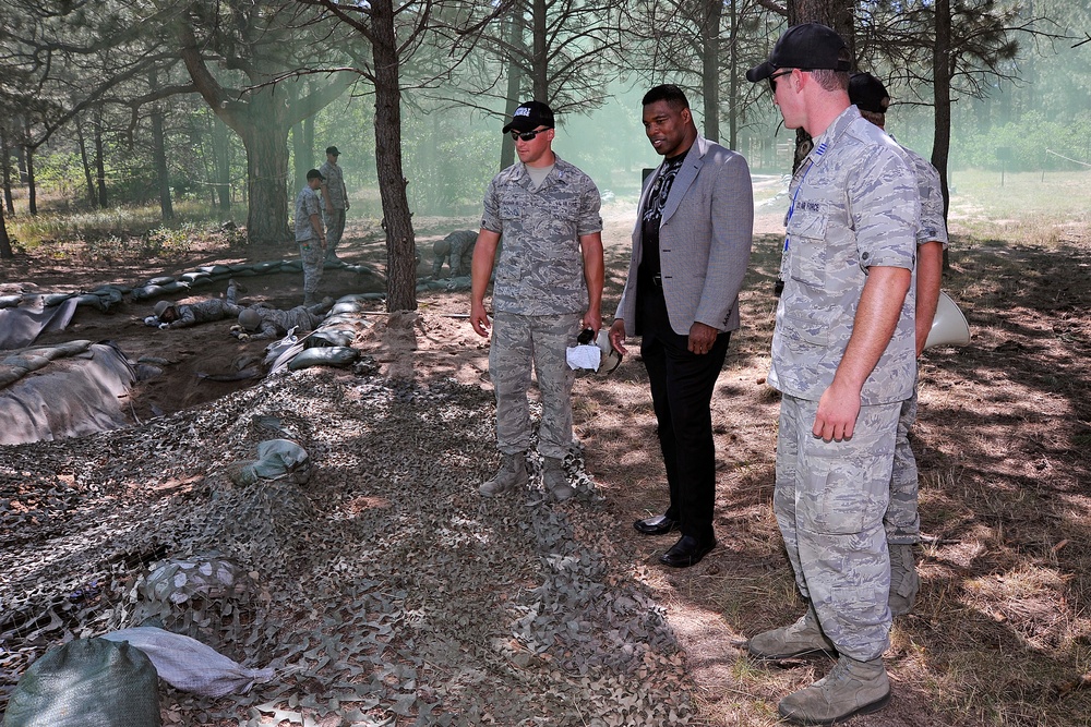 Herschel Walker visit with USAFA Class of 2016 Basic Cadet Training