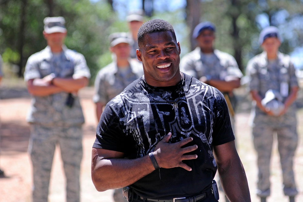 Herschel Walker visit with USAFA Class of 2016 Basic Cadet Training