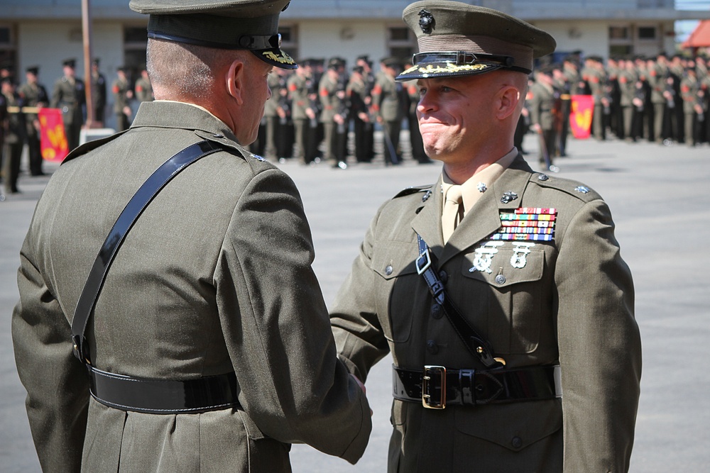 1st Light Armored Reconnaissance welcomes new commander