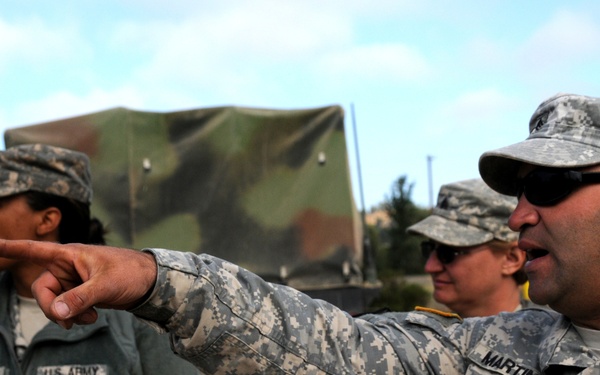 Hey, look over there!