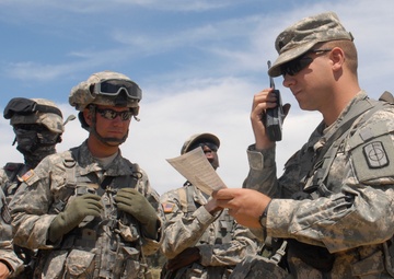 Civilian air medics train with soldiers