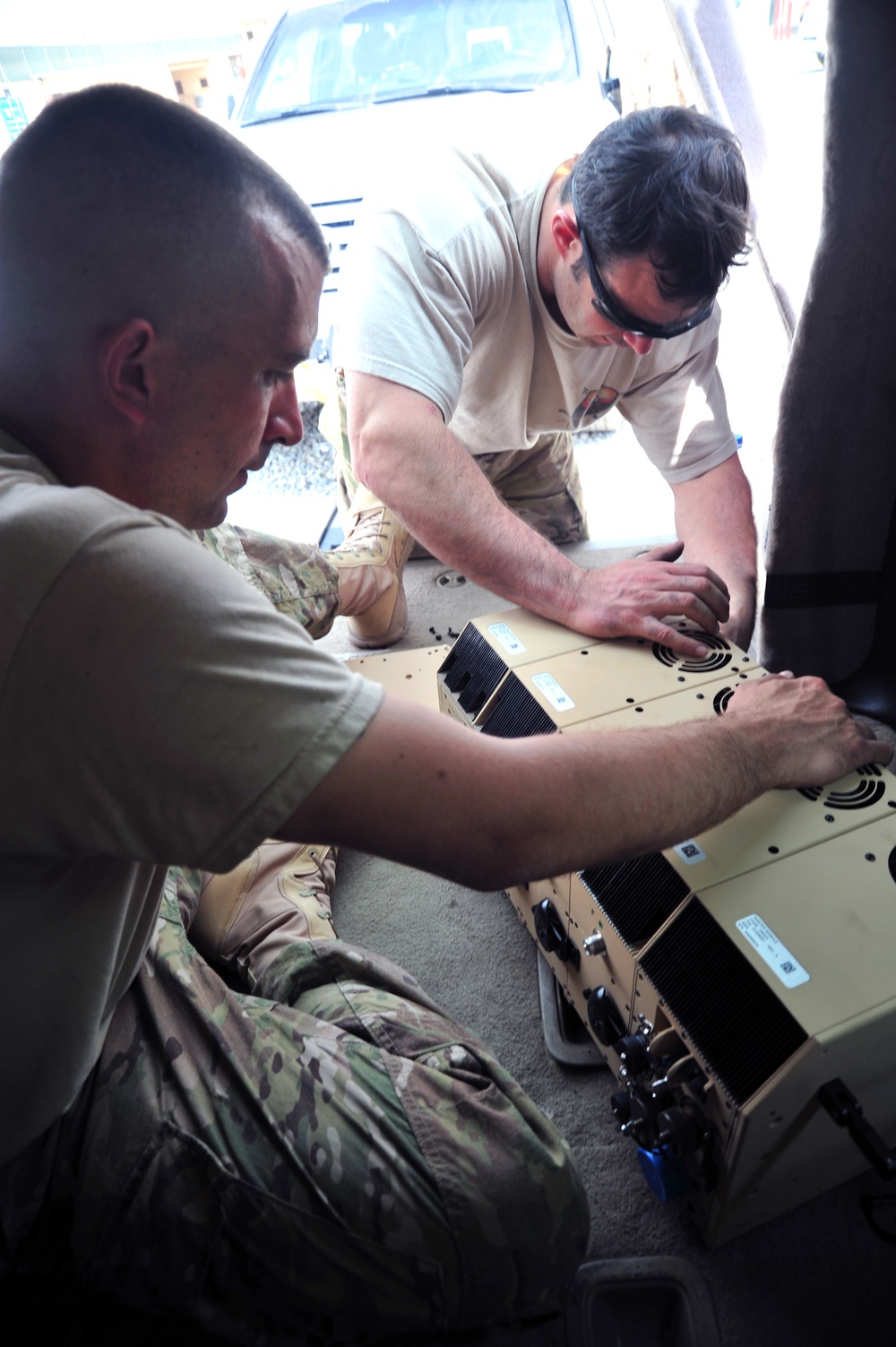 SOF electronic warfare soldier works to save lives on the modern battlefield