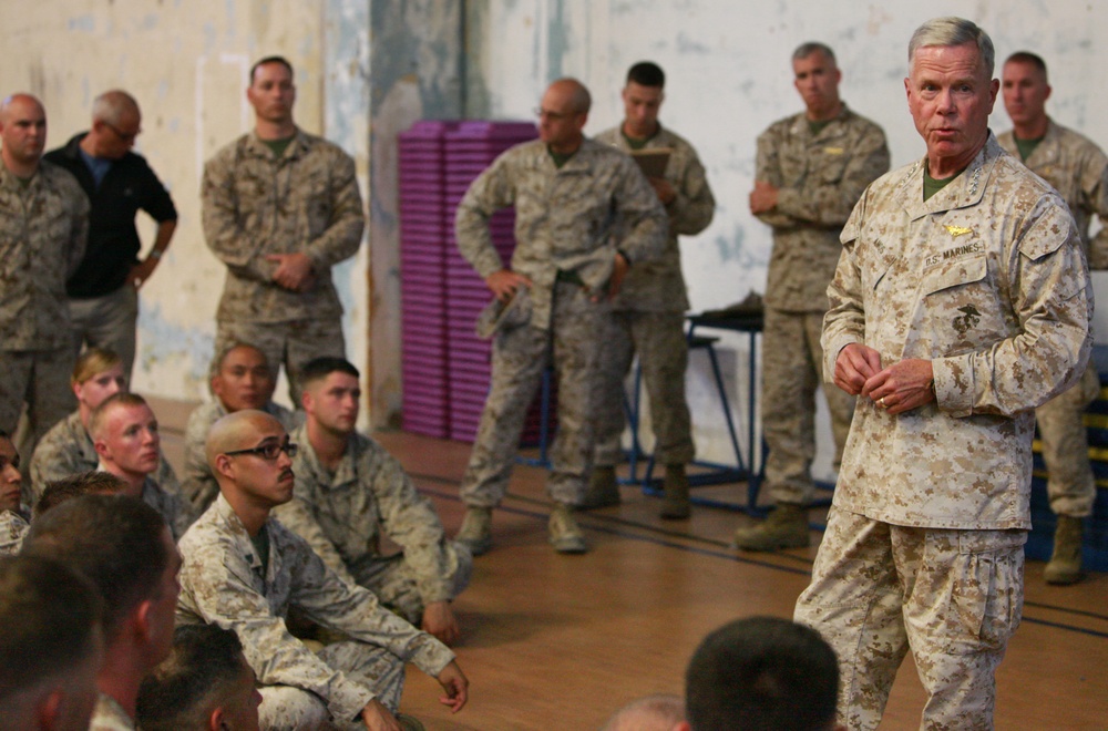 Commandant and sergeant major of the Marine Corps visit Marines and sailors of Special-Purpose Marine Air-Ground Task Force Africa