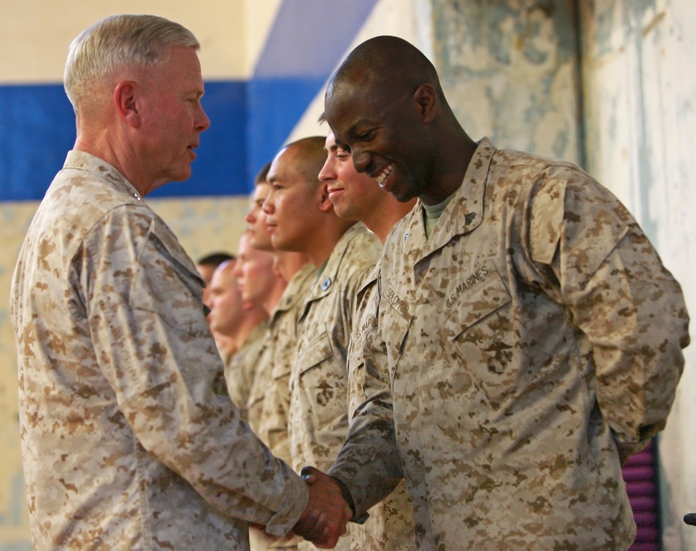 Commandant and sergeant major of the Marine Corps visit Marines and sailors of Special-Purpose Marine Air-Ground Task Force Africa