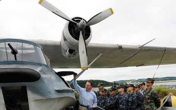 Sea Cadets take guided tour at NAS Whidbey Island