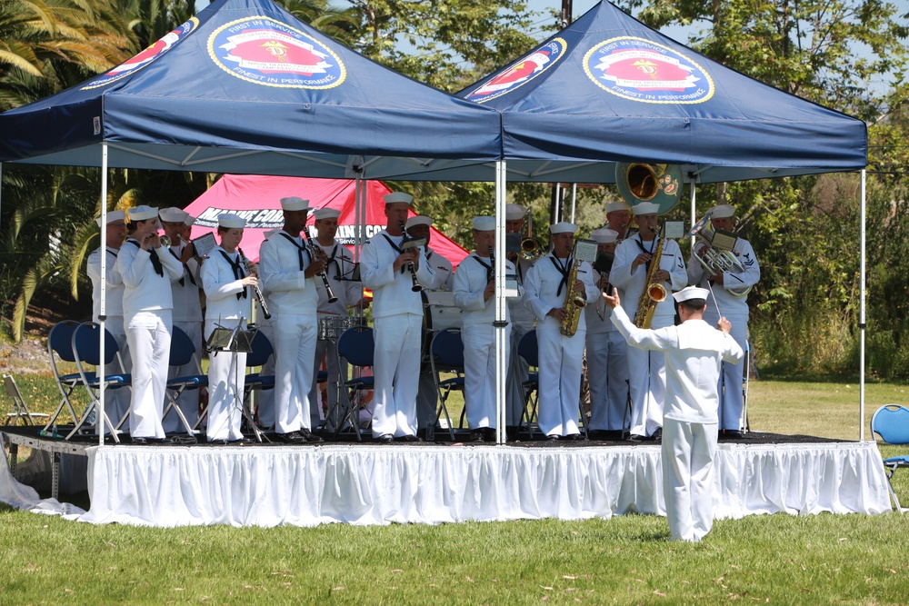 1st Dental Battalion conducts change of command and retirement ceremony