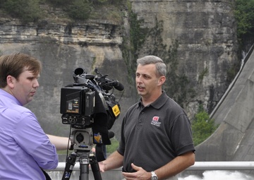 Center Hill Lake open house, power plant tours draw young, elderly visitors