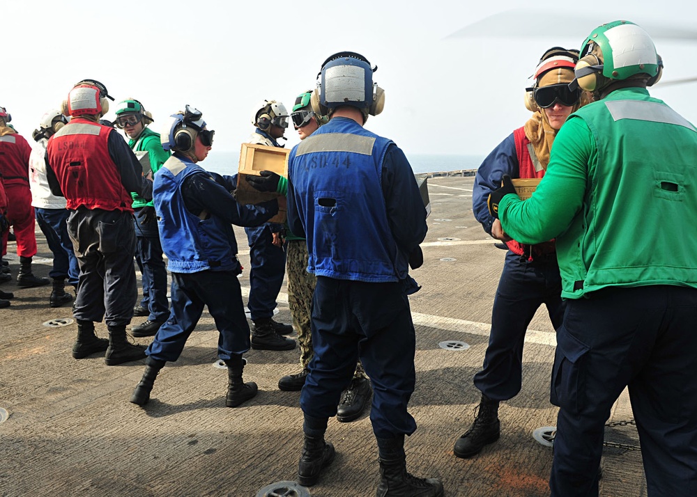 USS Gunston Hall action