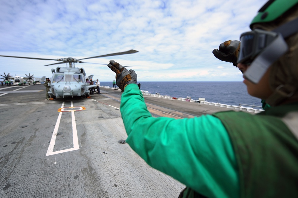 USS Dwight D. Eisenhower flight deck action