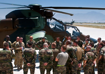 TF Pegasus staff tours French aircraft for multi-lateral understanding of capabilities