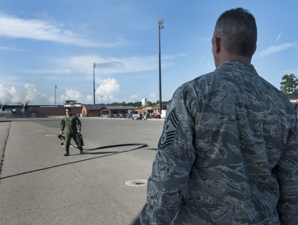 USTRANSCOM senior enlisted leader visits JB Charleston